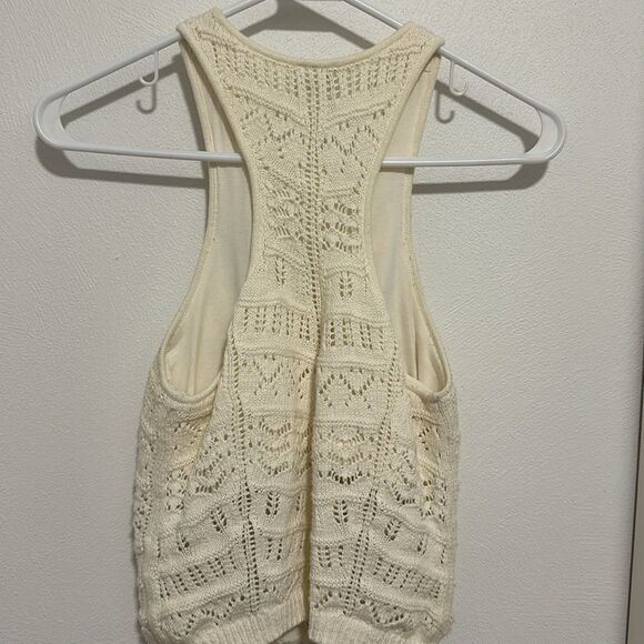 Abercrombie and Fitch Sweater tank - Picture 5 of 7